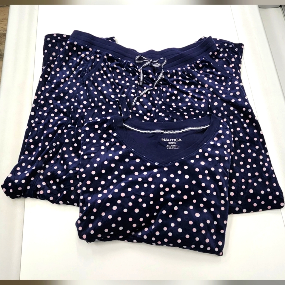 Nautica XL leisure set or PJs